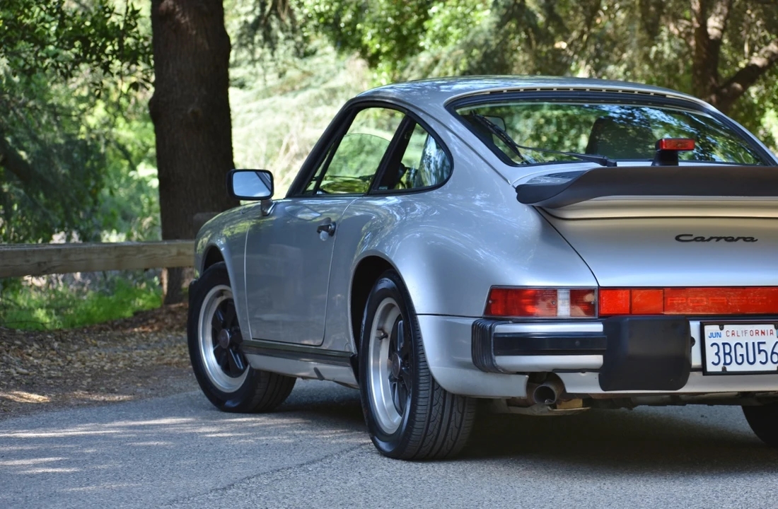1987 Porsche 911 Carrera 3.2 - Image 25 of 31