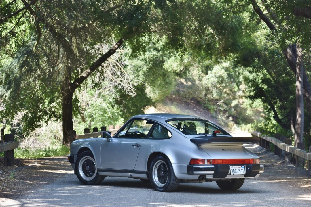 1987 Porsche 911 Carrera 3.2 - Image 6 of 31