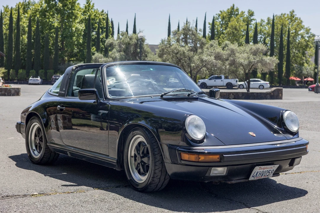 1987 Porsche 911 Carrera 3.2 - Image 10 of 31