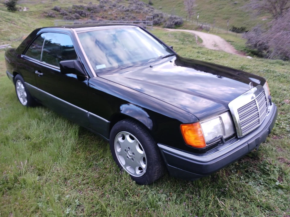 1991 Mercedes-Benz W124 E-Class - Image 26 of 31