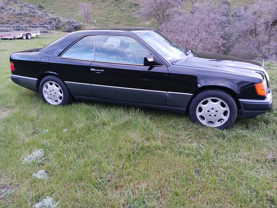 1991 Mercedes-Benz W124 E-Class - Image 24 of 31