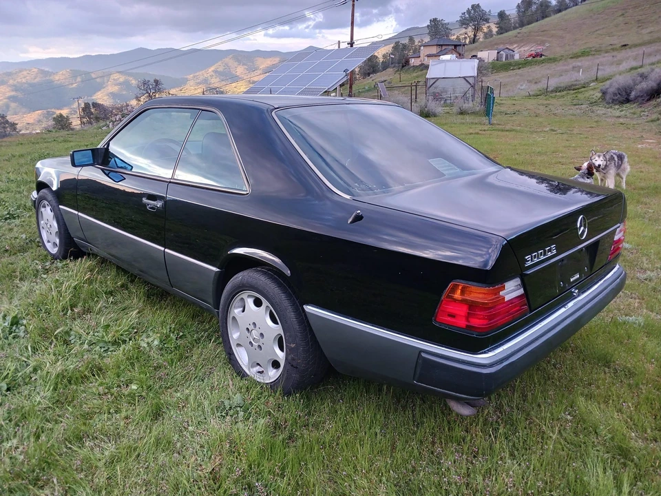 1991 Mercedes-Benz W124 E-Class - Image 10 of 31