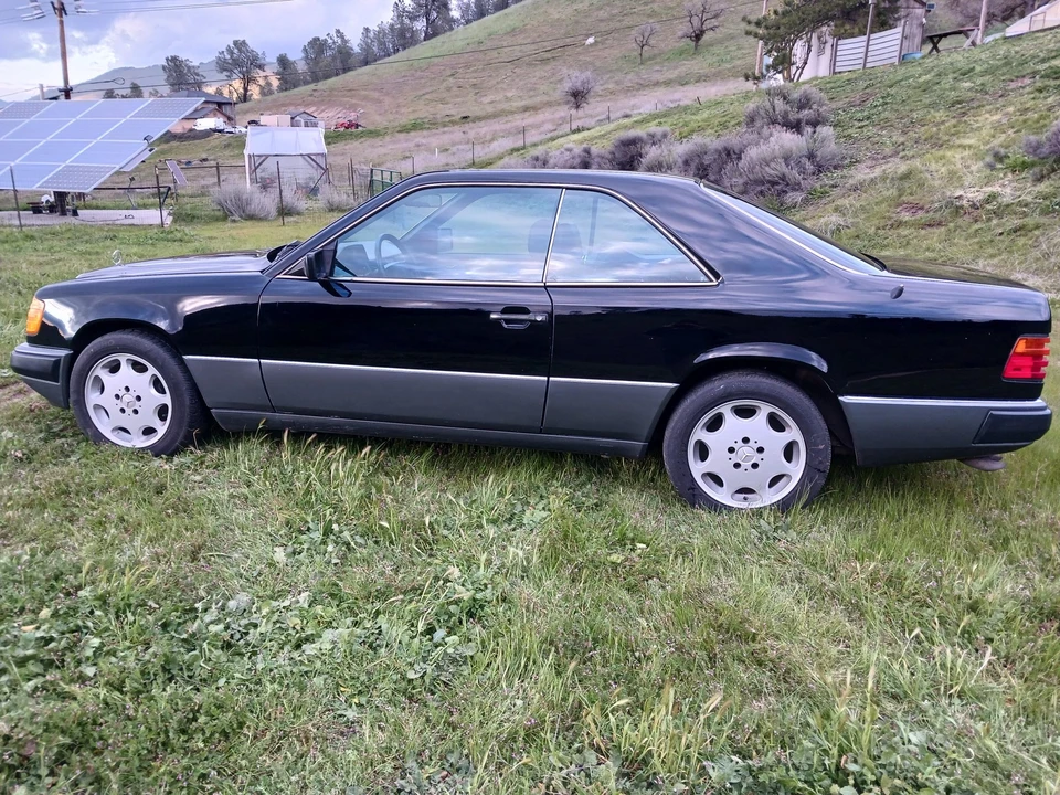 1991 Mercedes-Benz W124 E-Class - Image 8 of 31