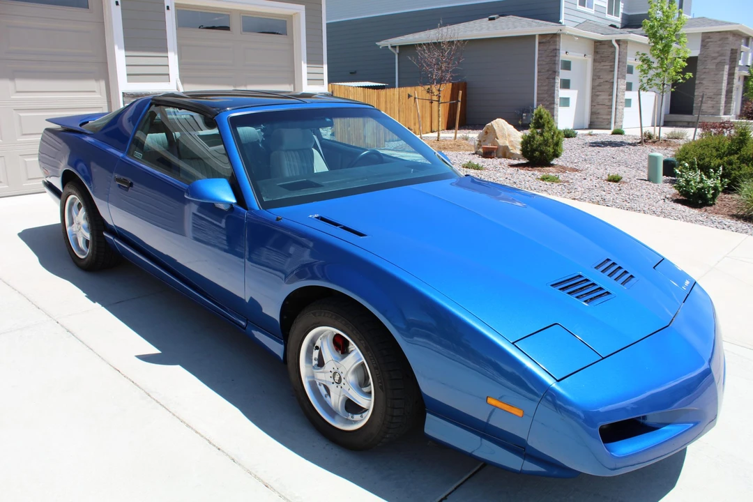 1991 Pontiac Firebird Trans Am 3rd Gen - Image 2 of 31