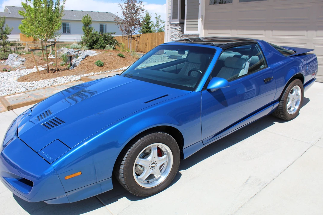 1991 Pontiac Firebird Trans Am 3rd Gen - Image 10 of 31