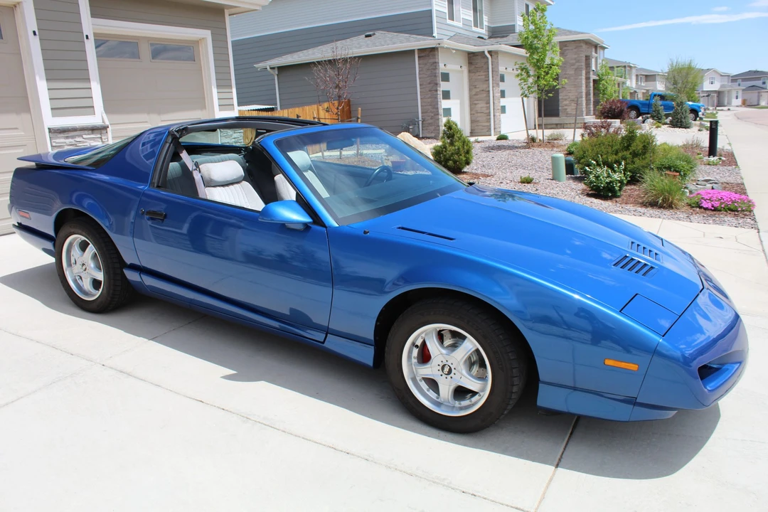 1991 Pontiac Firebird Trans Am 3rd Gen - Image 19 of 31