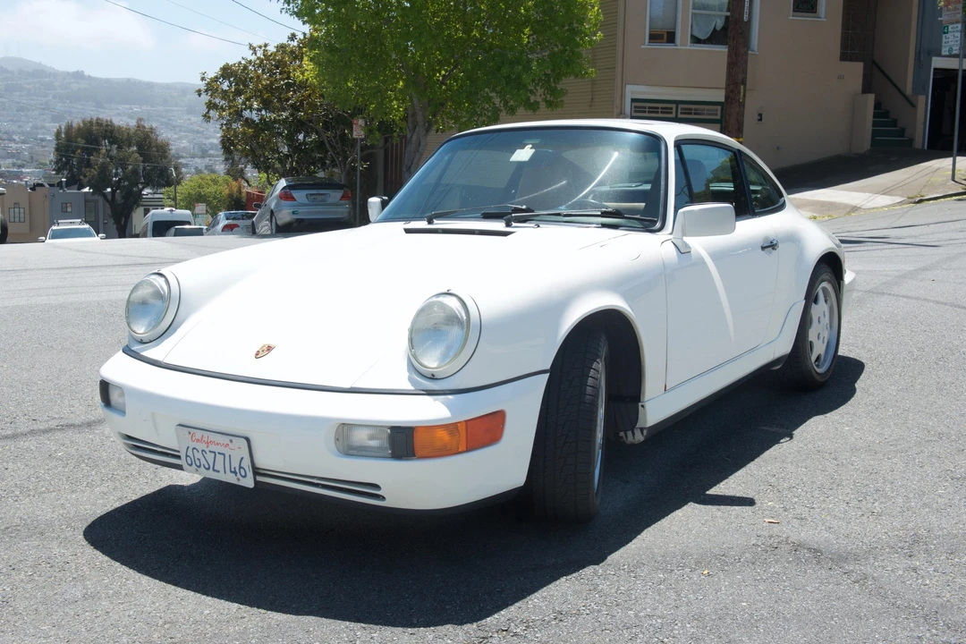 1991 Porsche 964 Carrera 4 - Image 21 of 31