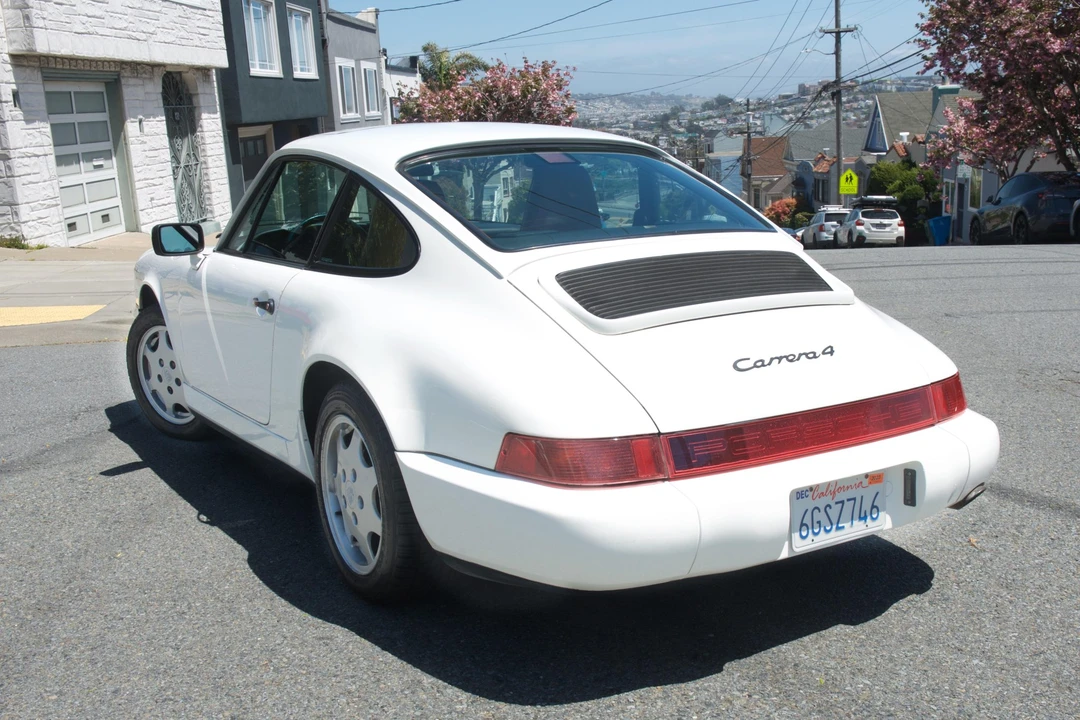1991 Porsche 964 Carrera 4 - Image 25 of 31