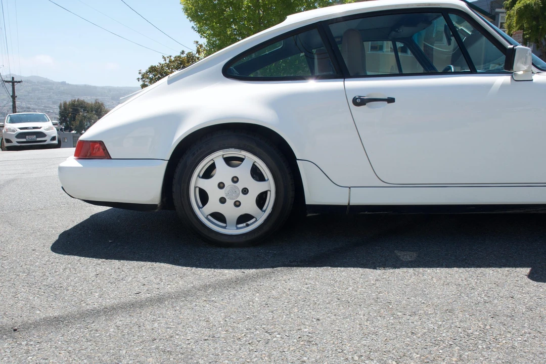 1991 Porsche 964 Carrera 4 - Image 30 of 31