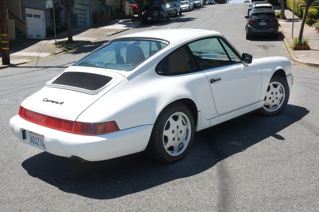 1991 Porsche 964 Carrera 4 - Image 24 of 31