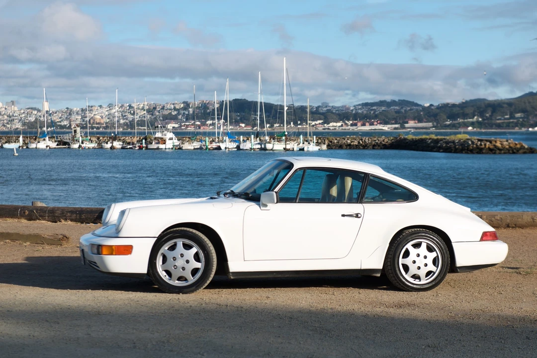 1991 Porsche 964 Carrera 4 - Image 18 of 31