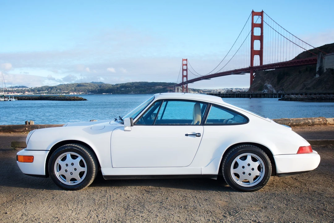 1991 Porsche 964 Carrera 4 - Image 16 of 31