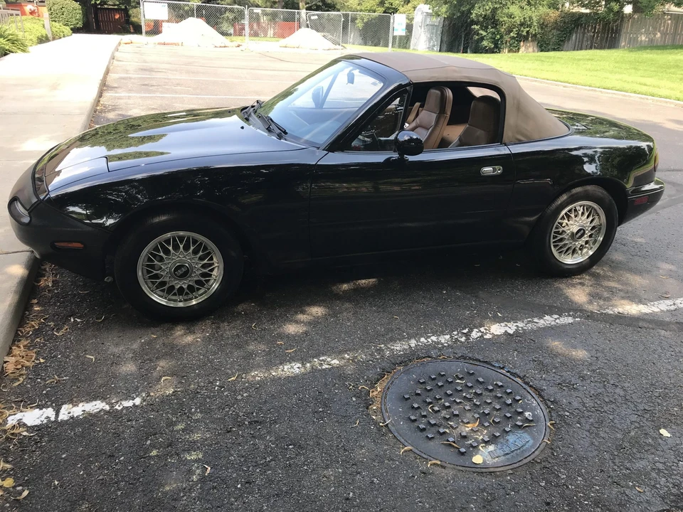 1992 Mazda NA MX-5 Miata - Image 3 of 31
