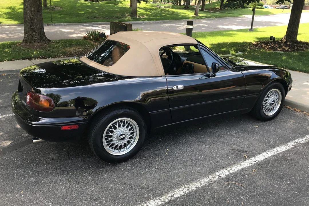 1992 Mazda NA MX-5 Miata - Image 4 of 31