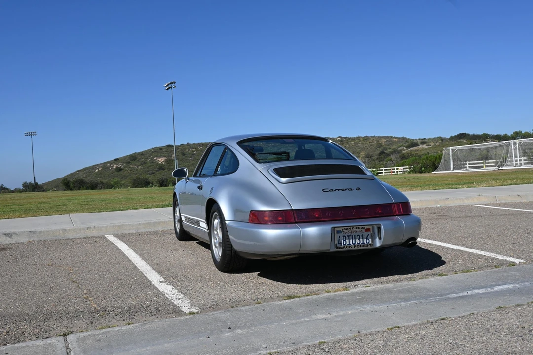 1992 Porsche 964 Carrera - Image 9 of 31