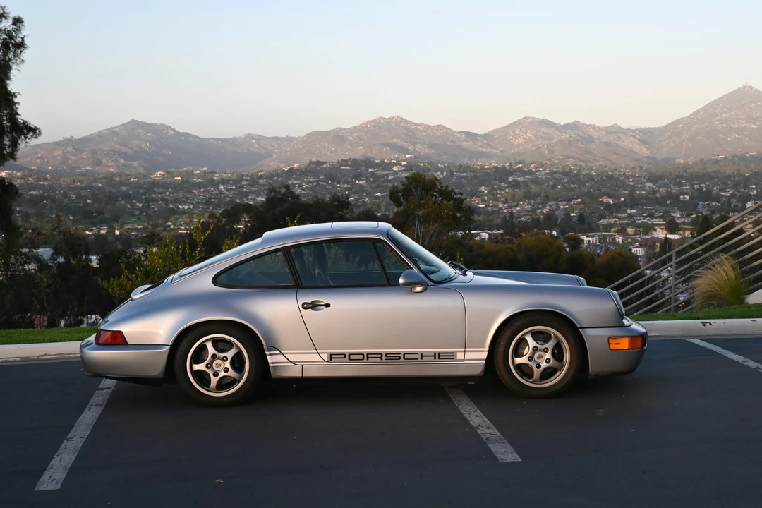 1992 Porsche 964 Carrera - Image 16 of 31