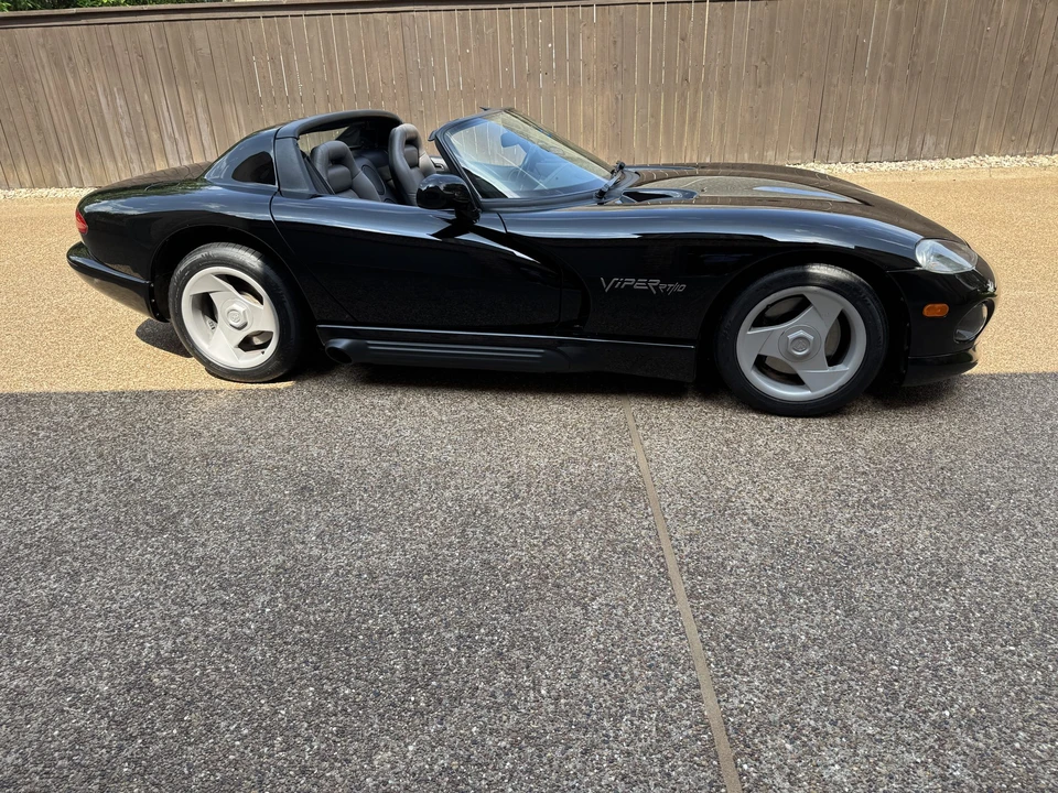 1994 Dodge Viper 1st Gen - Image 4 of 31
