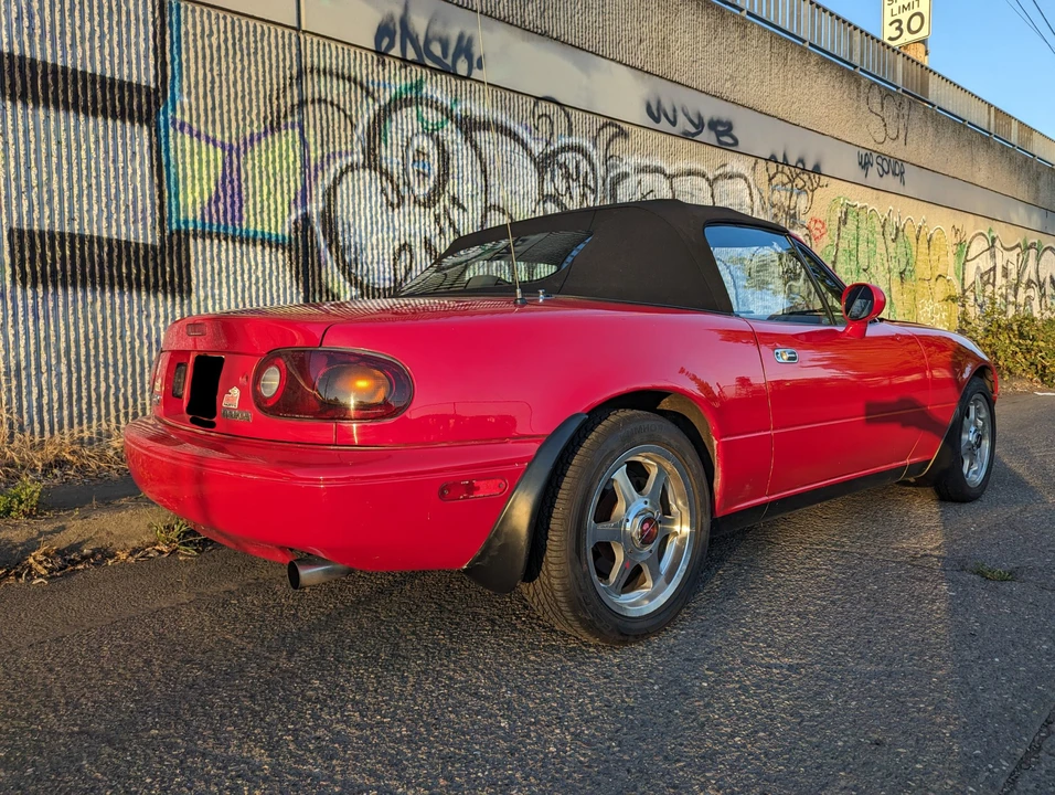 1994 Mazda NA MX-5 Miata - Image 4 of 31