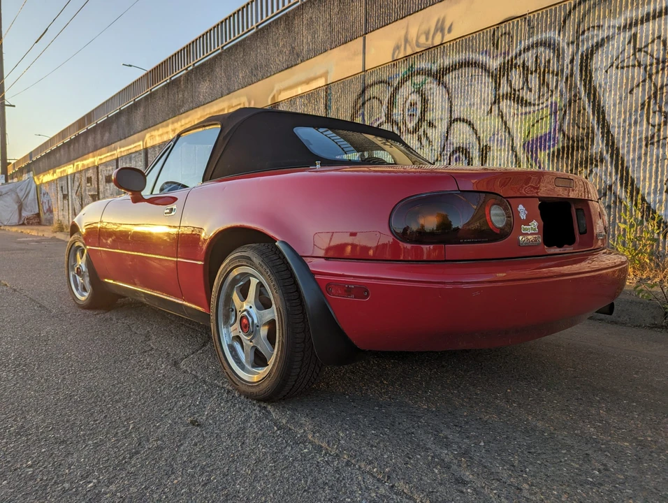 1994 Mazda NA MX-5 Miata - Image 9 of 31
