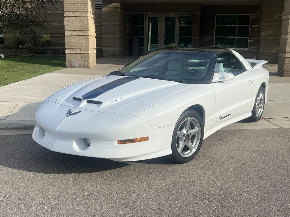 1994 Pontiac Firebird Trans Am 4th Gen - Image 2 of 31