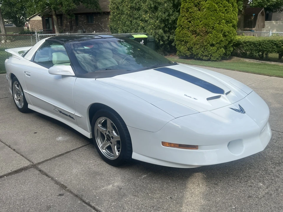 1994 Pontiac Firebird Trans Am 4th Gen - Image 7 of 31