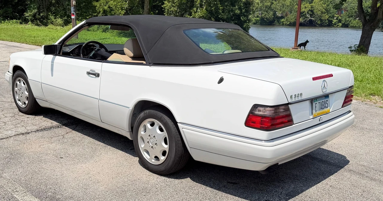 1995 Mercedes-Benz W124 E-Class - Image 12 of 31