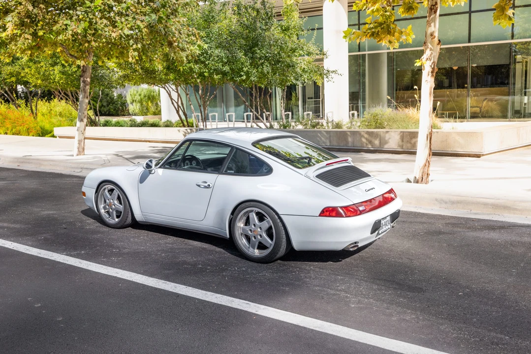 1995 Porsche 993 Carrera - Image 12 of 31