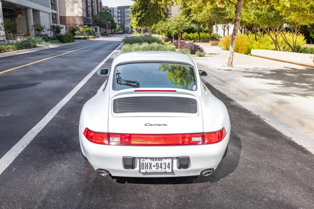 1995 Porsche 993 Carrera - Image 9 of 31