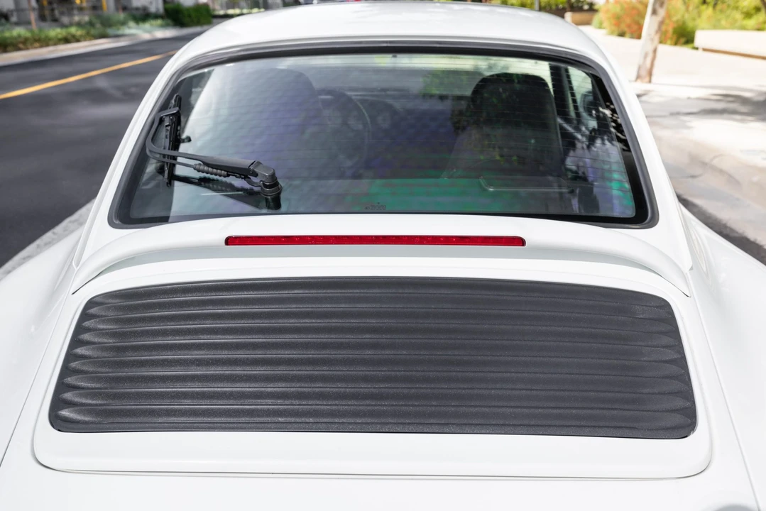 1995 Porsche 993 Carrera - Image 22 of 31