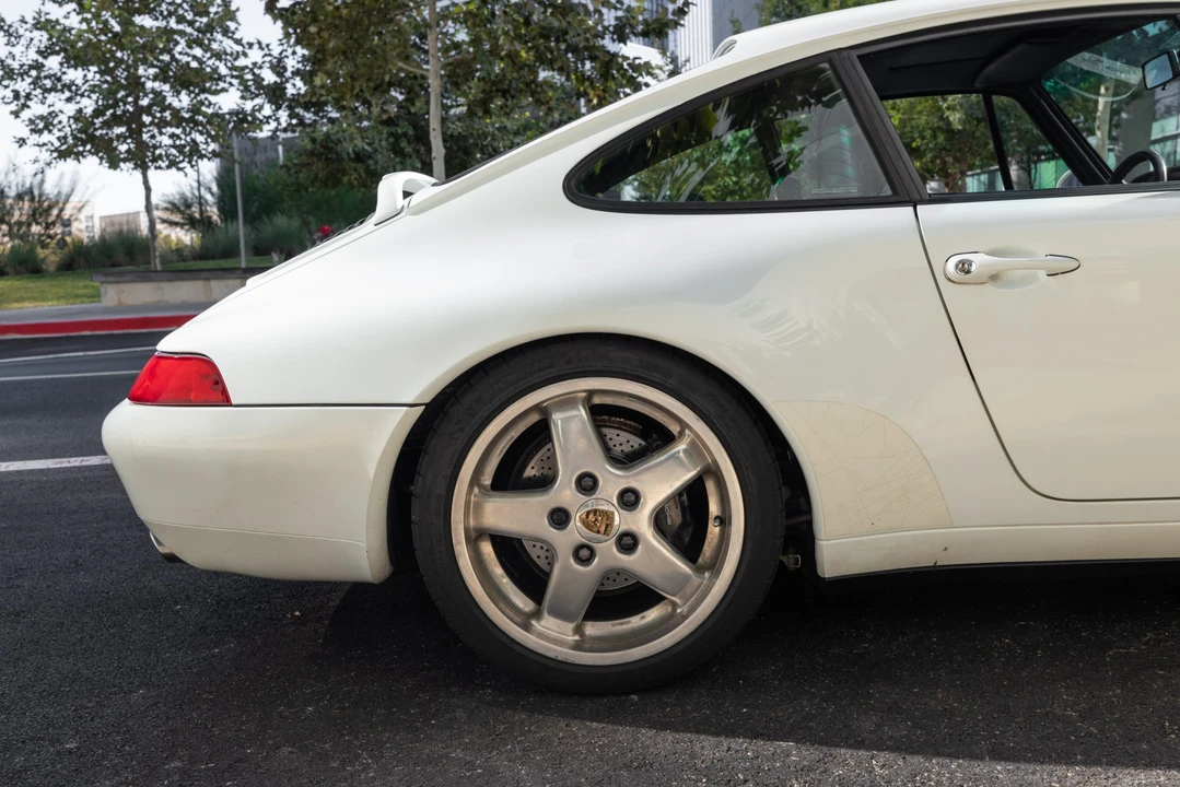 1995 Porsche 993 Carrera - Image 19 of 31
