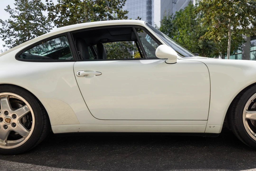 1995 Porsche 993 Carrera - Image 18 of 31