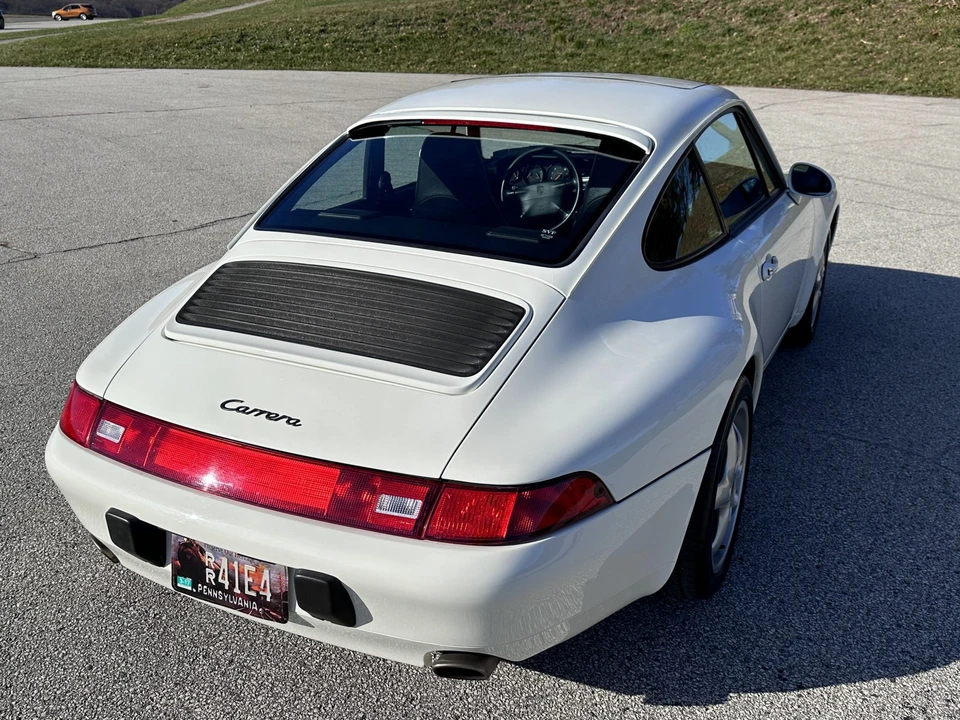1996 Porsche 993 Carrera - Image 11 of 31