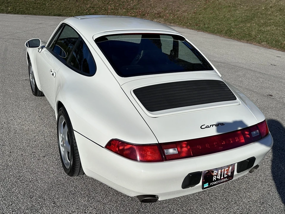 1996 Porsche 993 Carrera - Image 14 of 31