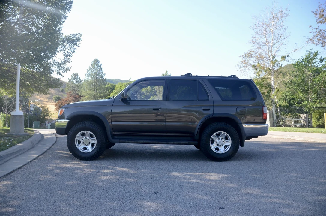 1996 Toyota 4Runner 3rd Gen - Image 4 of 31