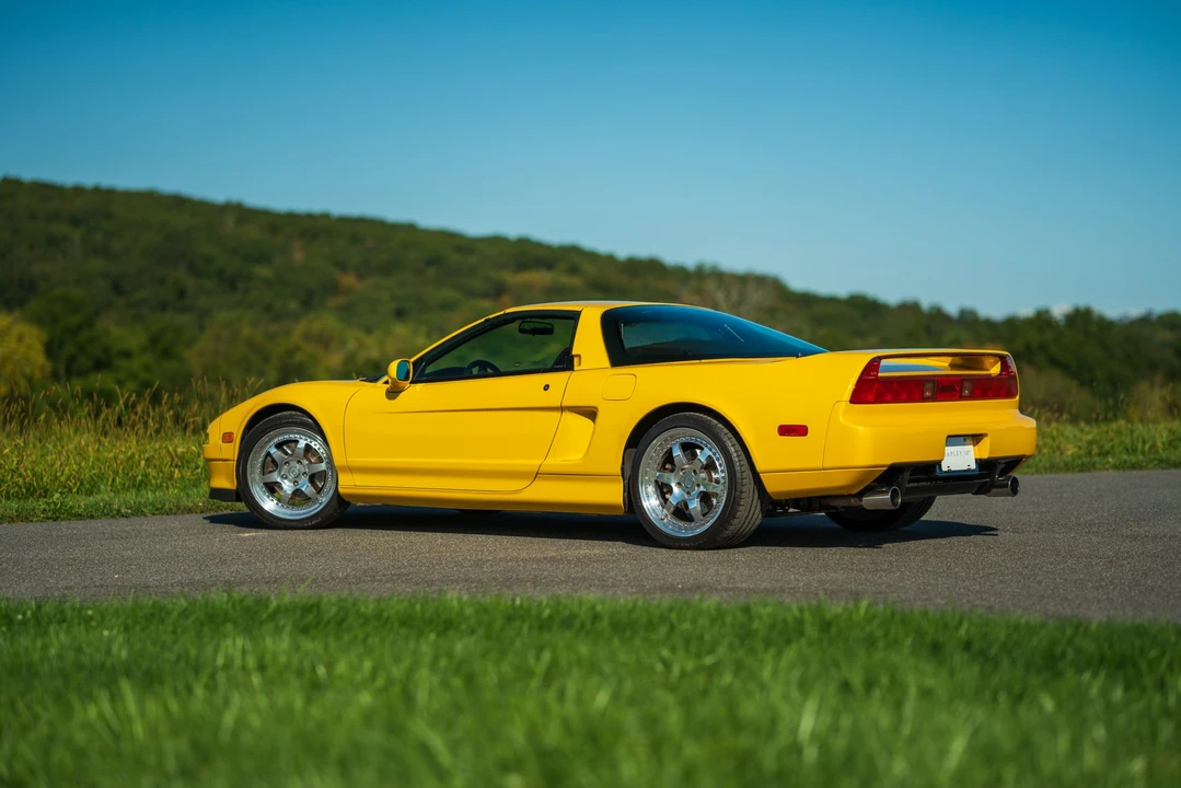 1997 Acura NA2 NSX - Image 15 of 31
