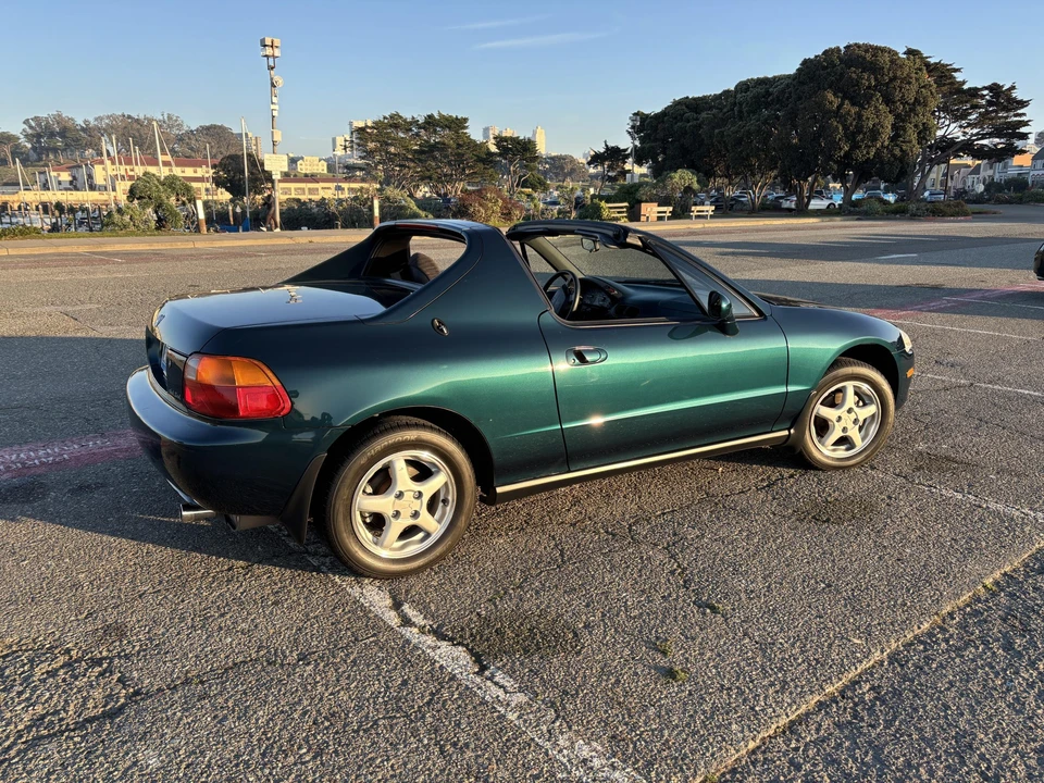 1997 Honda Del Sol - Image 17 of 31