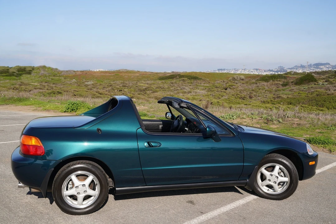 1997 Honda Del Sol - Image 16 of 31