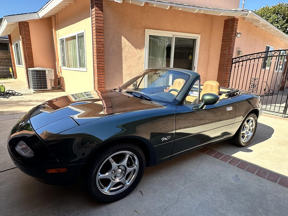 1997 Mazda NA MX-5 Miata - Image 4 of 31