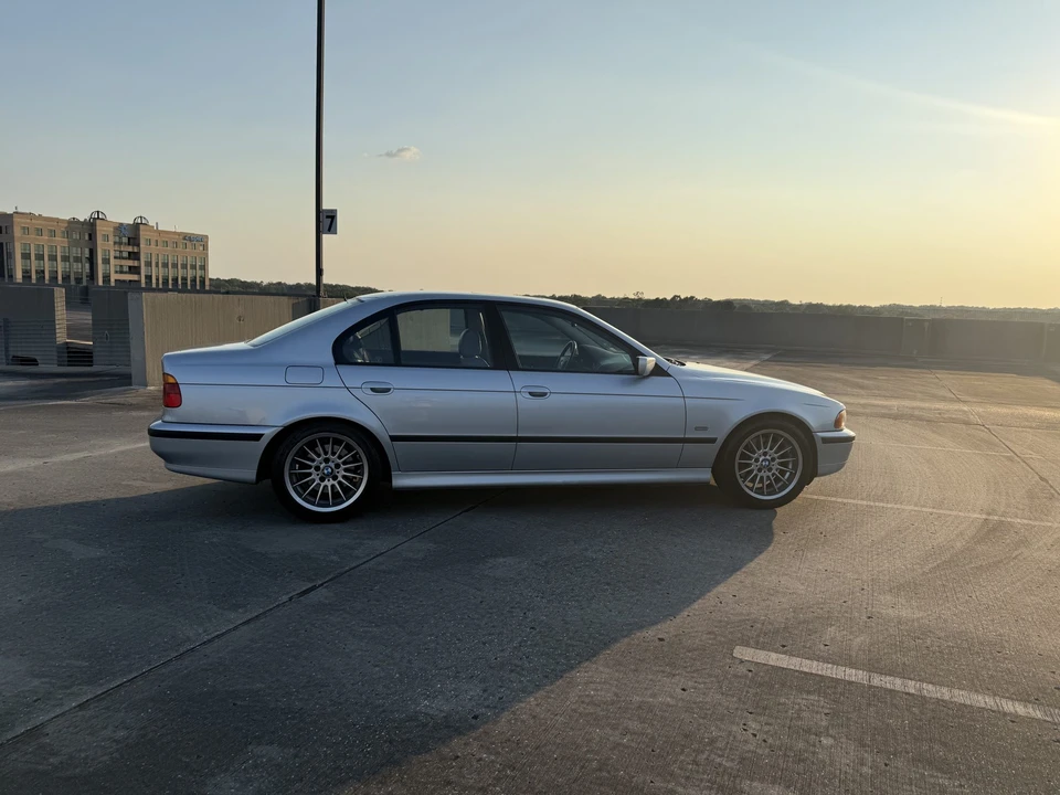 1998 BMW E39 540i - Image 22 of 31