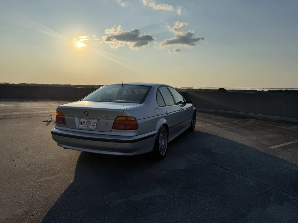 1998 BMW E39 540i - Image 16 of 31