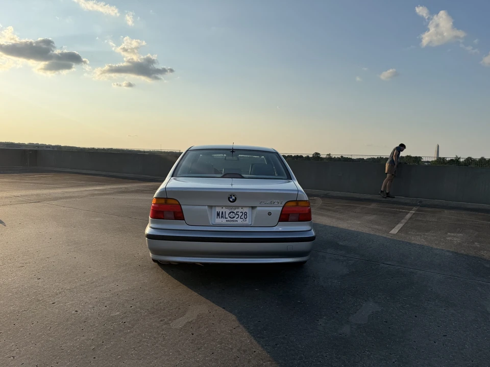 1998 BMW E39 540i - Image 13 of 31