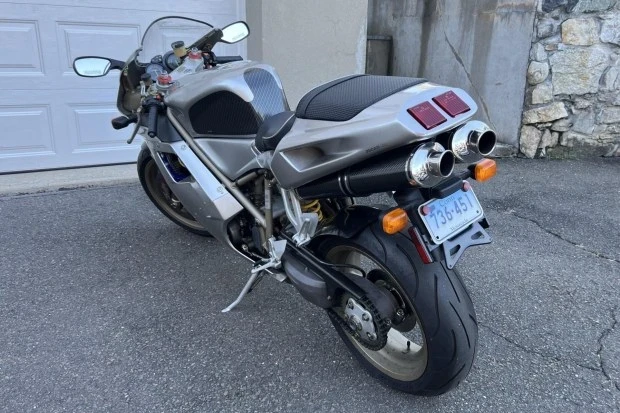 1998 Ducati 748 - Image 2 of 7