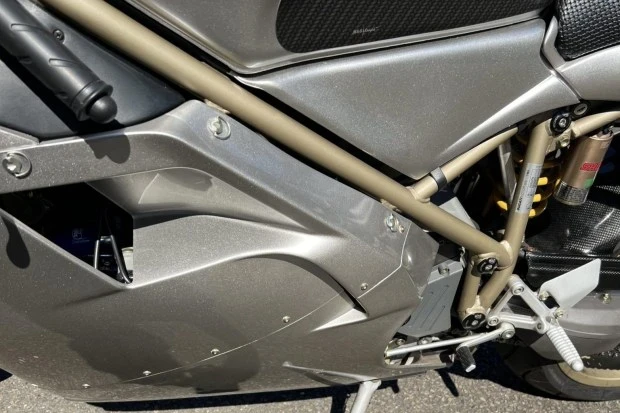 1998 Ducati 748 - Image 6 of 7