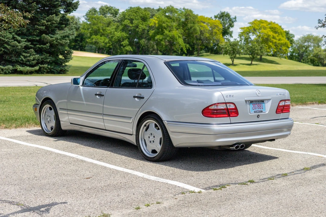 1999 Mercedes-Benz W210 E 36 & E 50 & E 55 & E 60 AMG - Image 8 of 31
