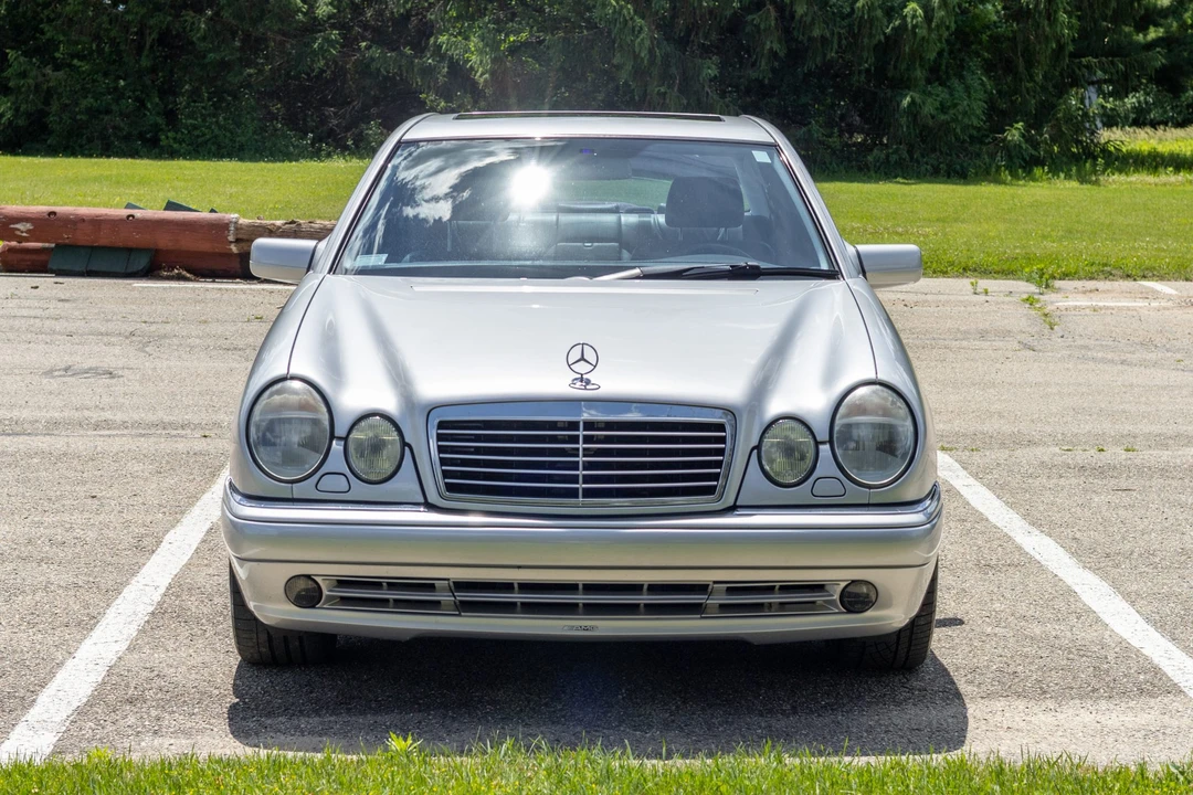 1999 Mercedes-Benz W210 E 36 & E 50 & E 55 & E 60 AMG - Image 2 of 31