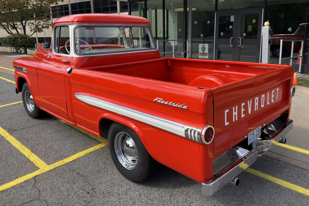 1959 Chevrolet Task Force - Image 6 of 31