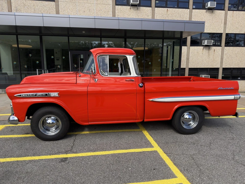 1959 Chevrolet Task Force - Image 3 of 31