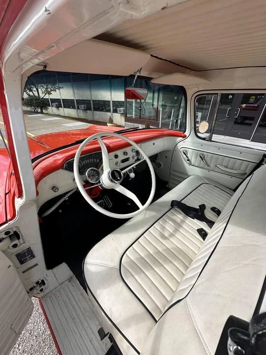 1959 Chevrolet Task Force - Image 29 of 31