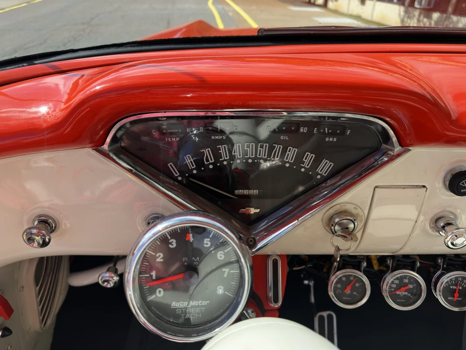 1959 Chevrolet Task Force - Image 31 of 31