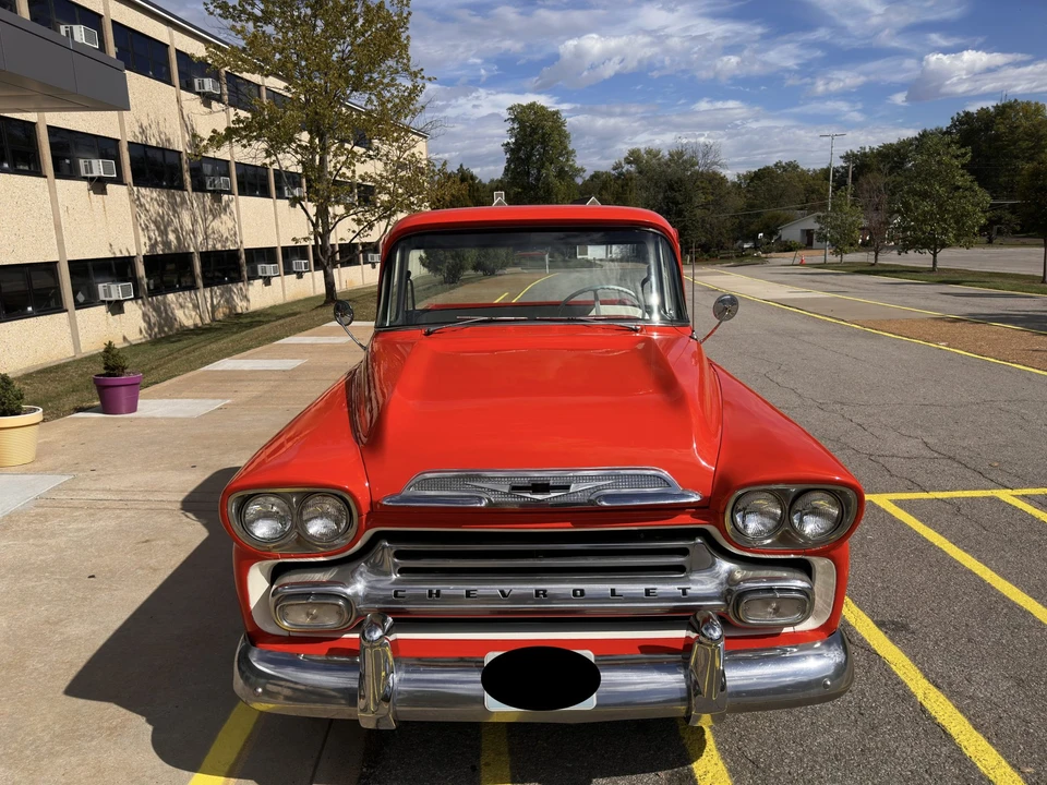 1959 Chevrolet Task Force - Image 14 of 31